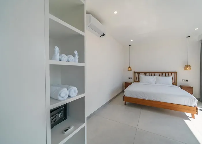 Villa Vantage 7 - Outstanding 3 Bedroom - Great Location! *