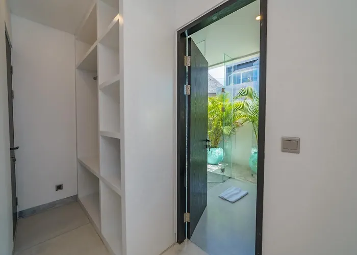 Vantage 7 - Outstanding 3 Bedroom - Great Location! Villa