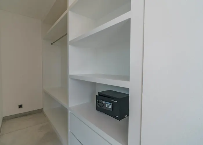 Villa Vantage 7 - Outstanding 3 Bedroom - Great Location!
