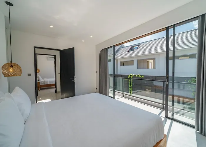 Vantage 7 - Outstanding 3 Bedroom - Great Location! Villa