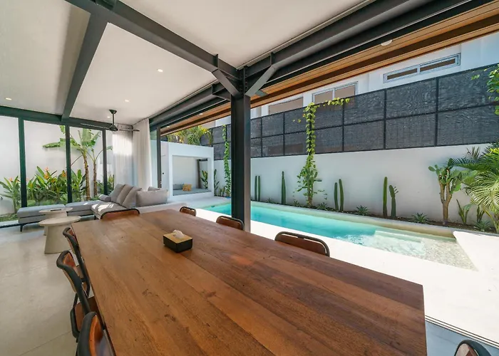 Vantage 7 - Outstanding 3 Bedroom - Great Location! Villa Canggu (Bali)