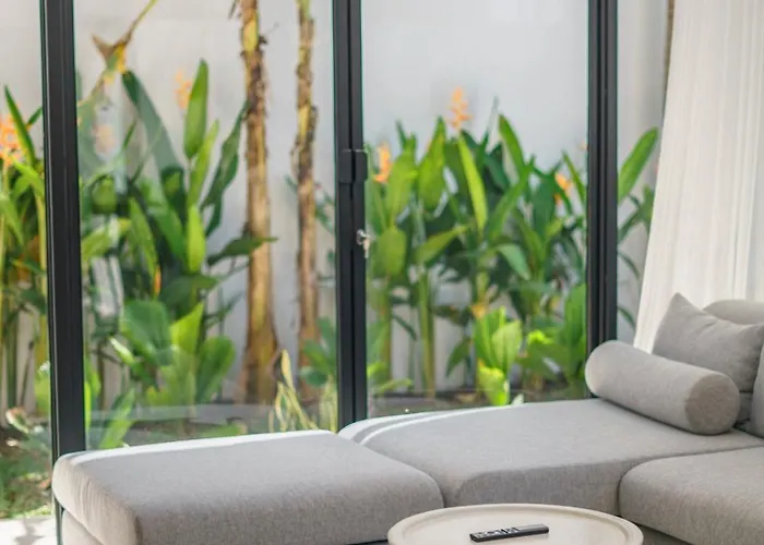 Vantage 7 - Outstanding 3 Bedroom - Great Location! * Canggu (Bali)