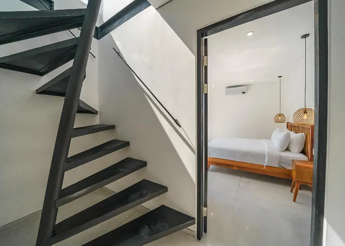 Villa Vantage 7 - Outstanding 3 Bedroom - Great Location! *