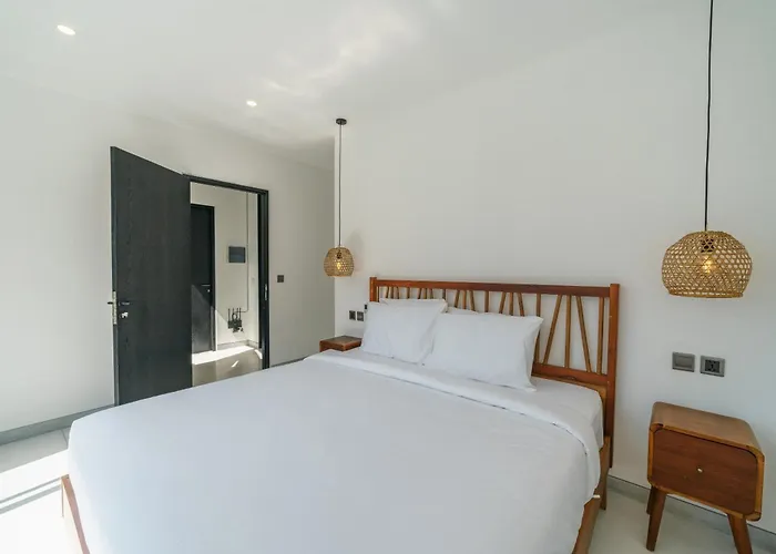 Vantage 7 - Outstanding 3 Bedroom - Great Location! Villa Canggu (Bali)
