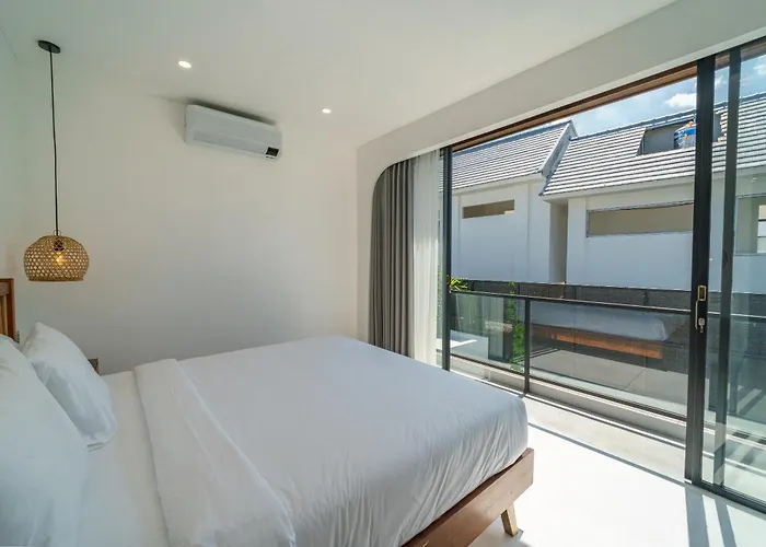 Villa Vantage 7 - Outstanding 3 Bedroom - Great Location! *